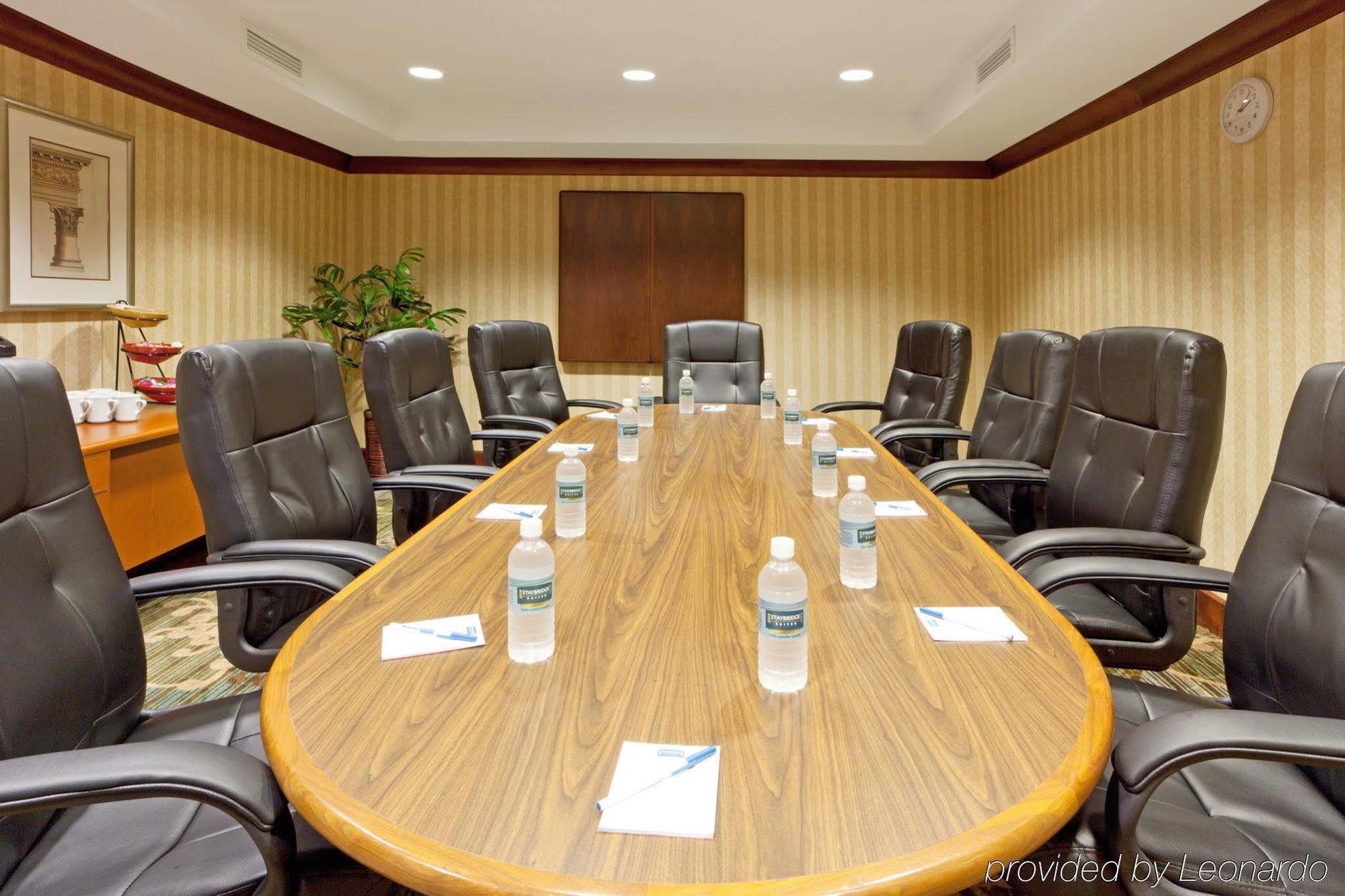 Staybridge Suites Tysons - Mclean By Ihg Esterno foto